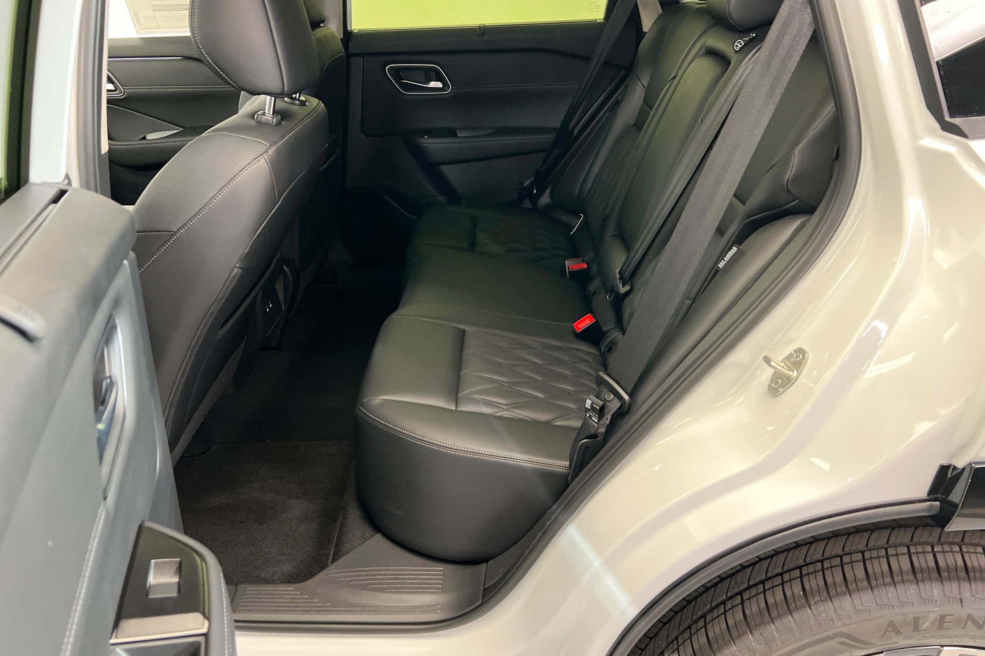 New 2026 Nissan Rogue Platinum AWD/4WD image 21