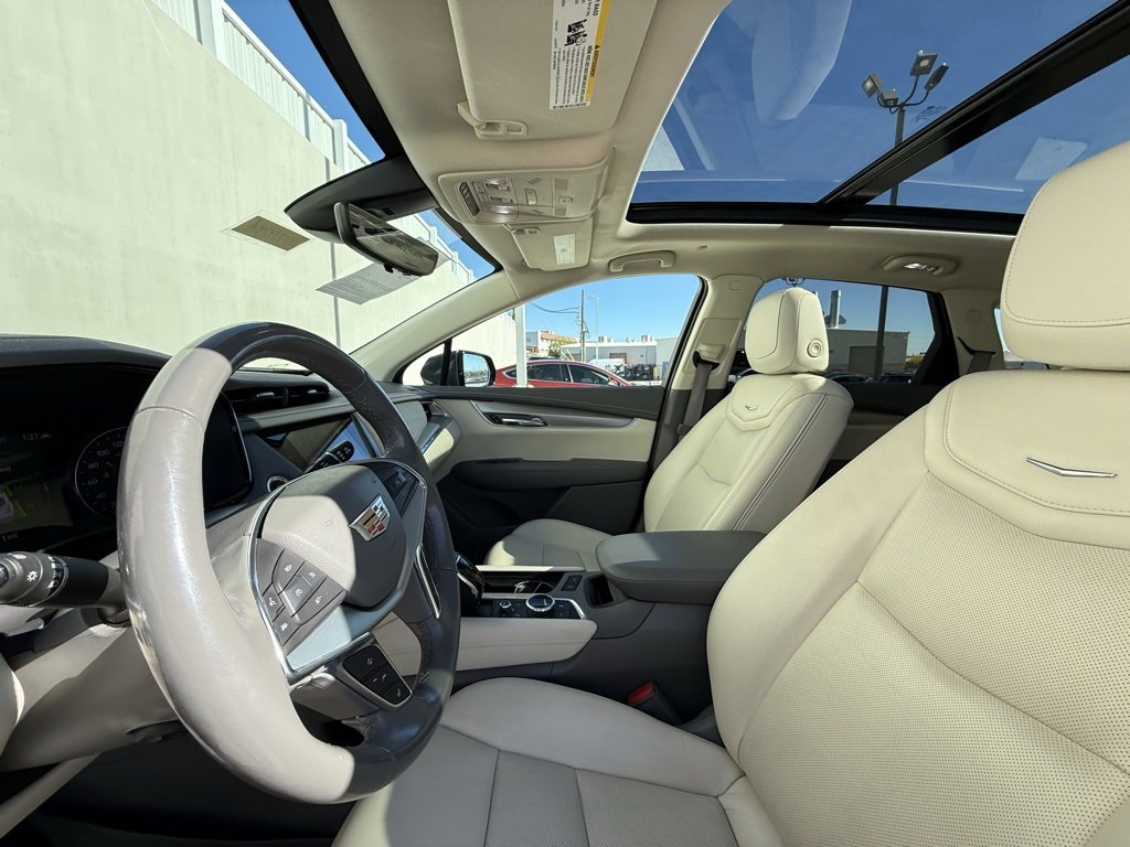 Used 2021 Cadillac XT5 Premium Luxury image 5