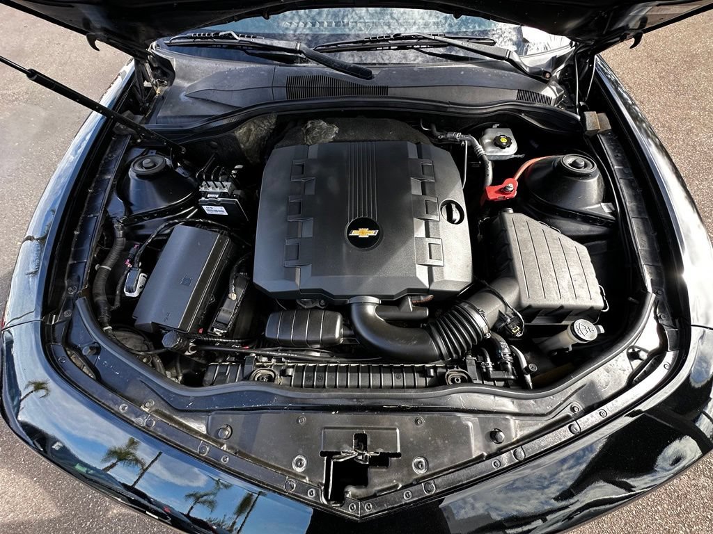 Used 2010 Chevrolet Camaro LT w/ RS Package RWD image 15