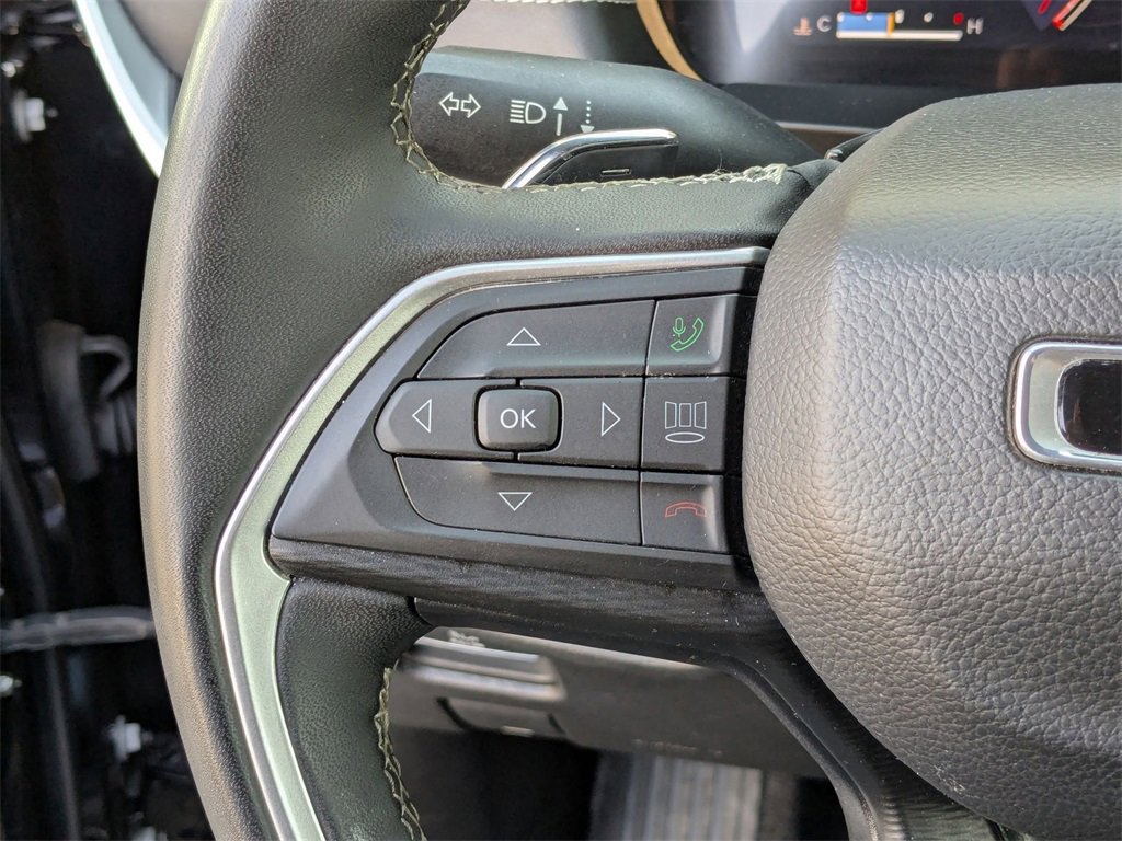 Used 2024 Jeep Grand Cherokee Altitude image 19
