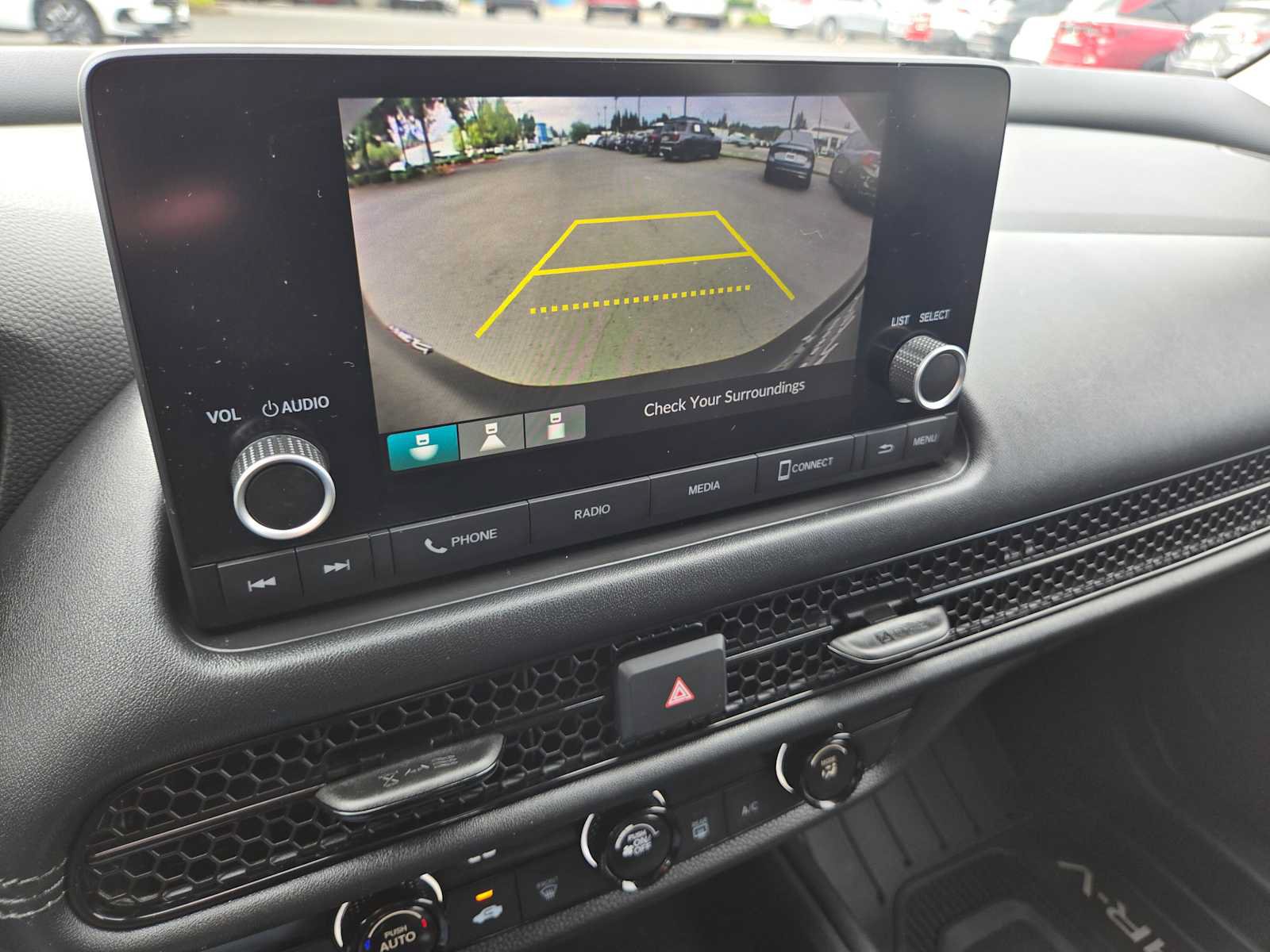 Used 2023 Honda HR-V LX image 27