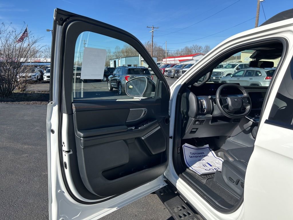 New 2025 Ford Expedition Tremor image 11