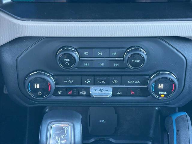 Used 2023 Ford Bronco Wildtrak image 29