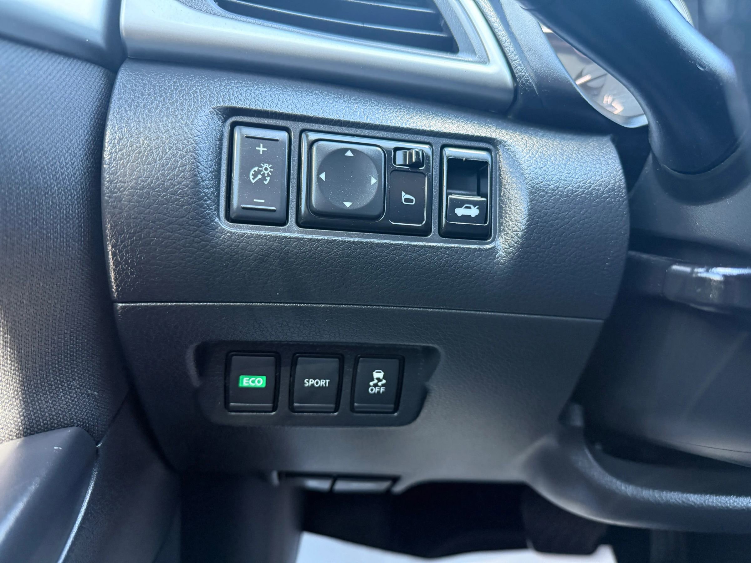 Used 2018 Nissan Sentra S FWD image 19