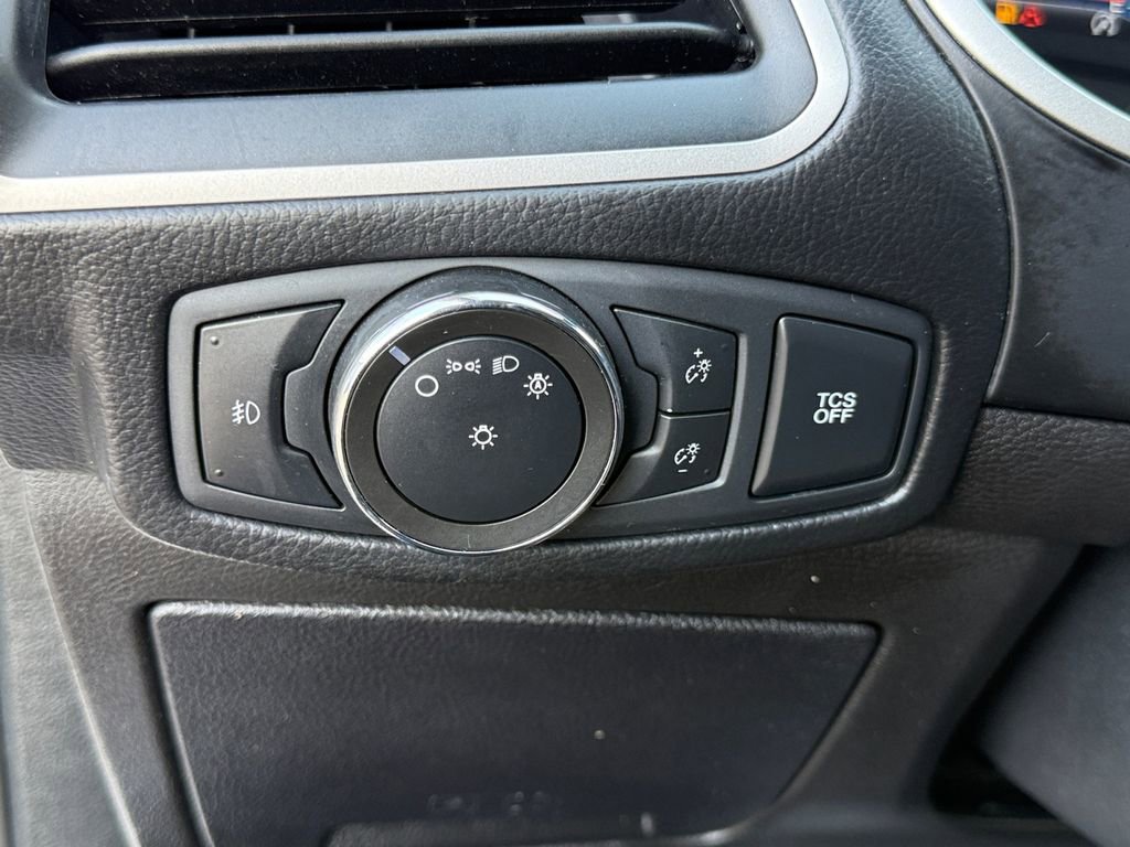 Used 2021 Ford Edge SEL image 21