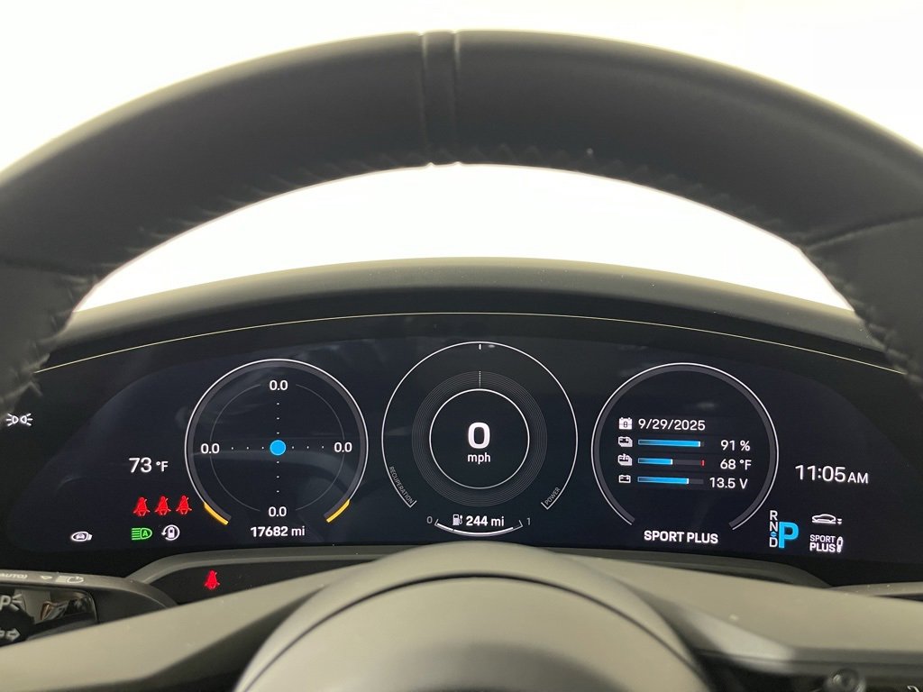 Certified 2024 Porsche Taycan Turbo image 30