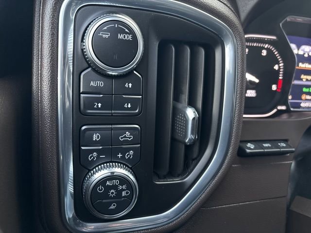 Used 2023 GMC Sierra 3500 Denali w/ Denali Black Diamond Edition image 26