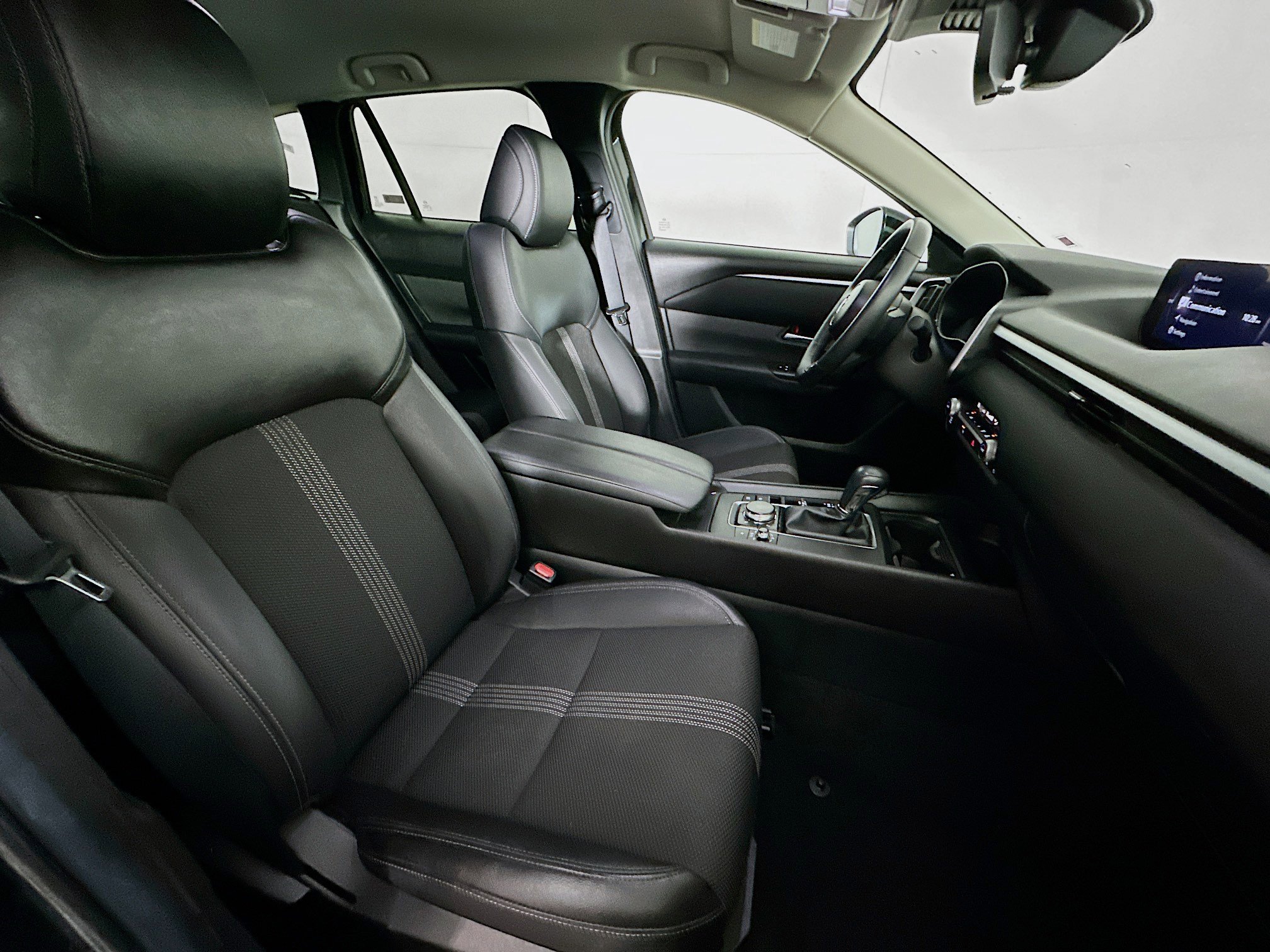 Used 2025 MAZDA CX-50 AWD 2.5 S w/ Preferred Package image 31