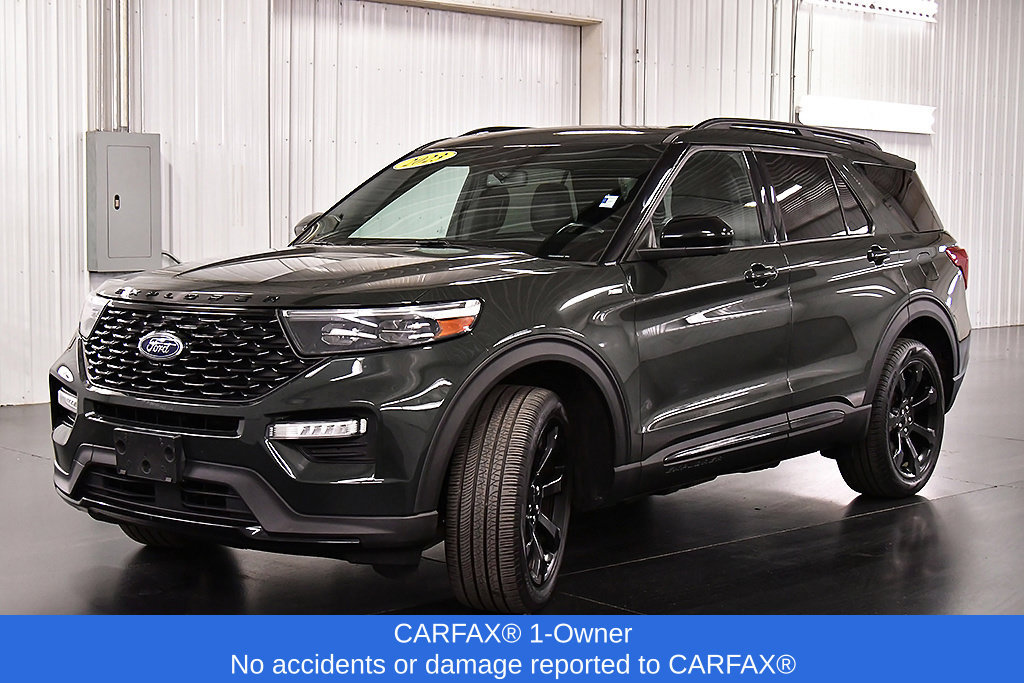 Used 2023 Ford Explorer ST-Line w/ Class IV Trailer Tow Package AWD/4WD image 3