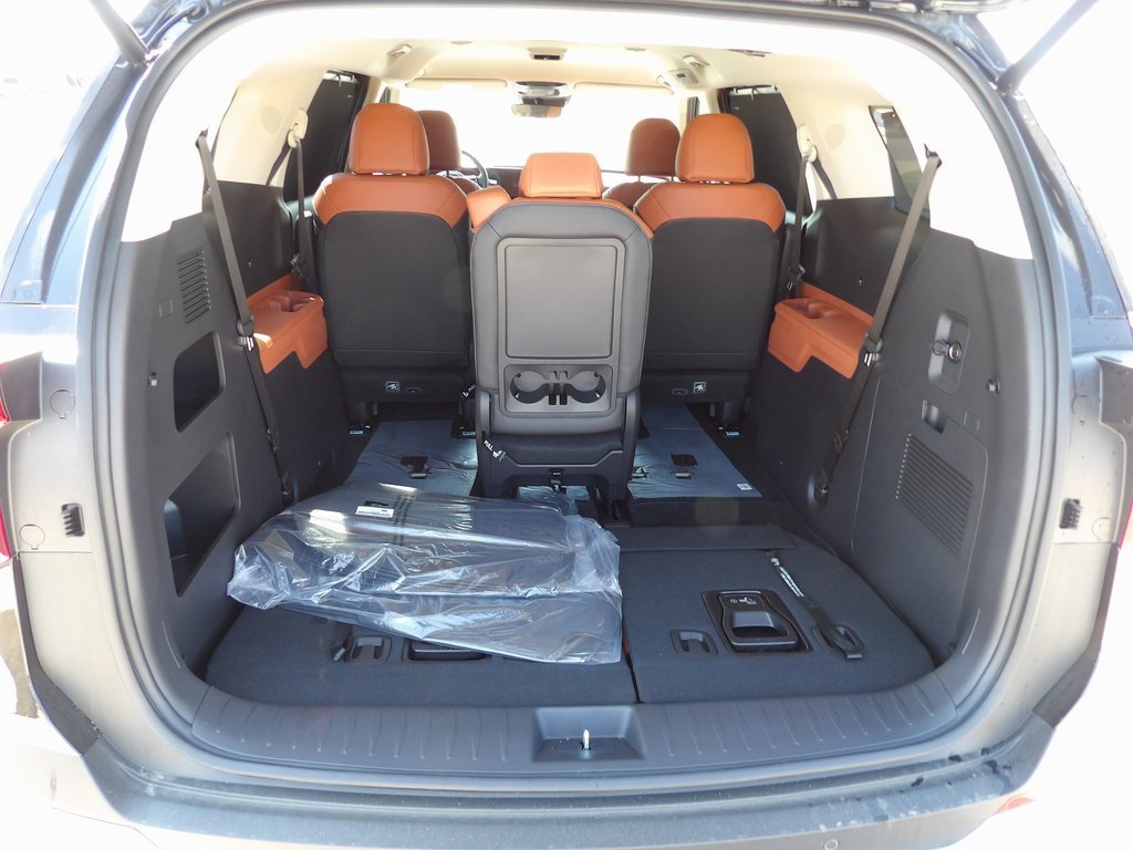 New 2026 Kia Carnival EX image 8