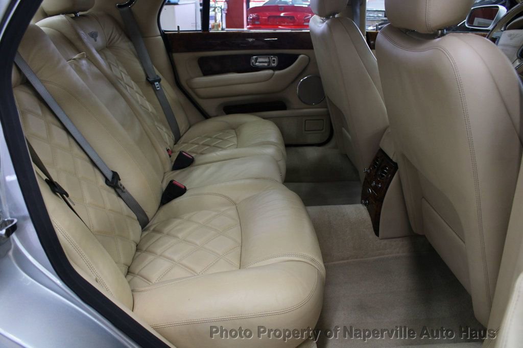 Used 2004 Bentley Arnage T image 44