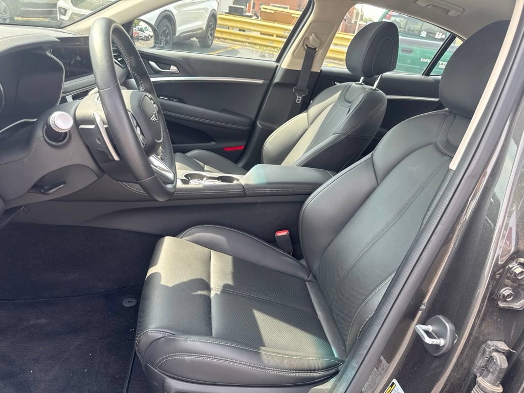 Used 2025 Genesis G70 2.5T AWD/4WD image 10