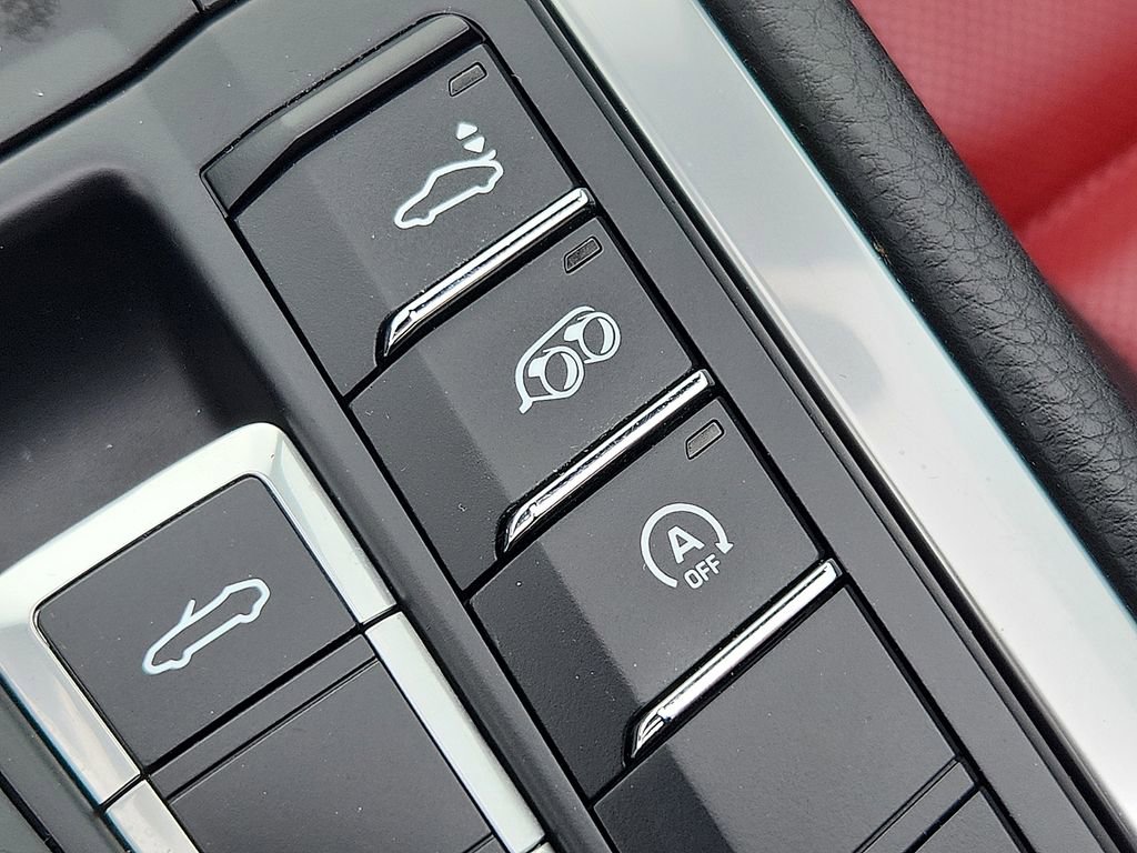 Certified 2019 Porsche 718 Boxster S image 21