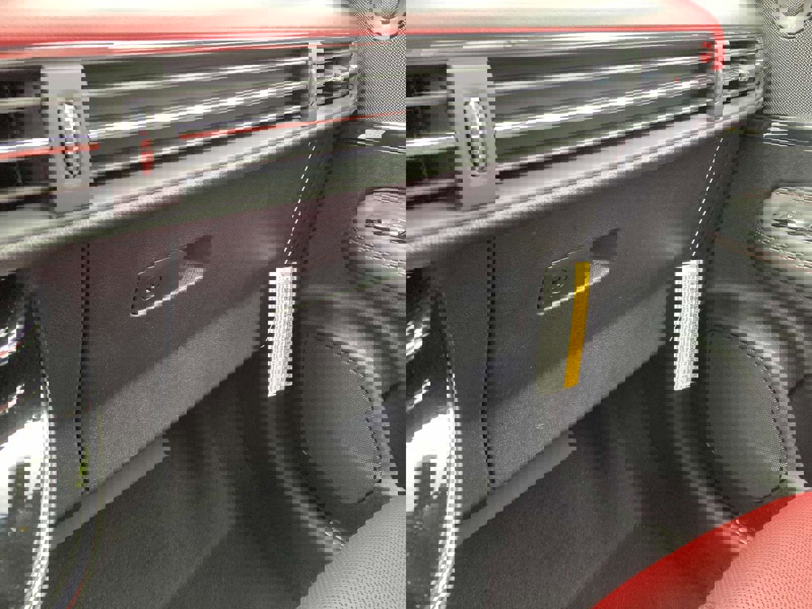 New 2025 Lincoln Corsair Reserve w/ Equipment Group 202A image 29