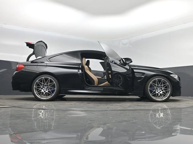 Used 2017 BMW M4 Coupe w/ Executive Package image 7