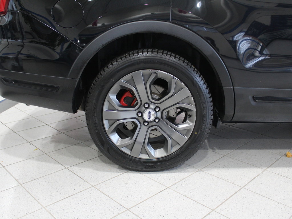 Used 2018 Ford Explorer Sport w/ Equipment Group 401A image 11