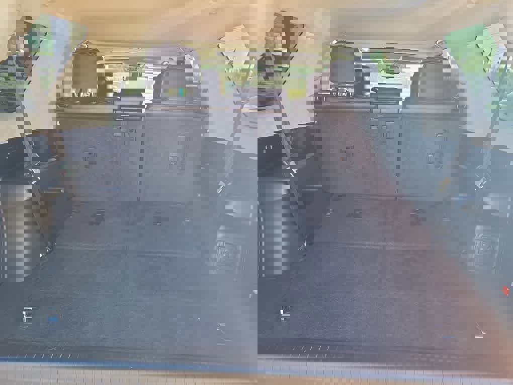 Used 2017 Toyota 4Runner Limited image 24