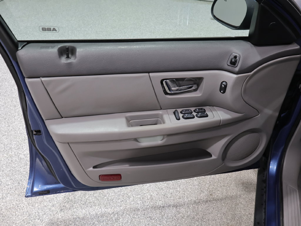 Used 2002 Mercury Sable GS FWD image 16