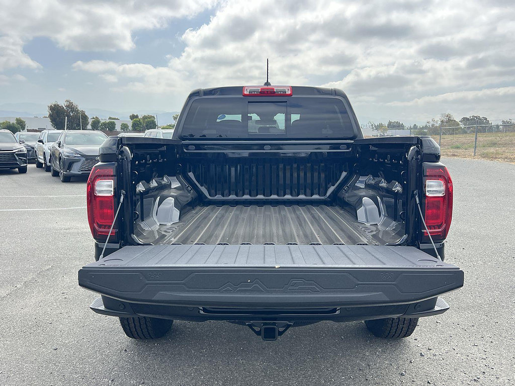New 2026 GMC Canyon Elevation RWD image 27