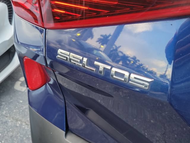 Used 2021 Kia Seltos EX AWD/4WD image 5