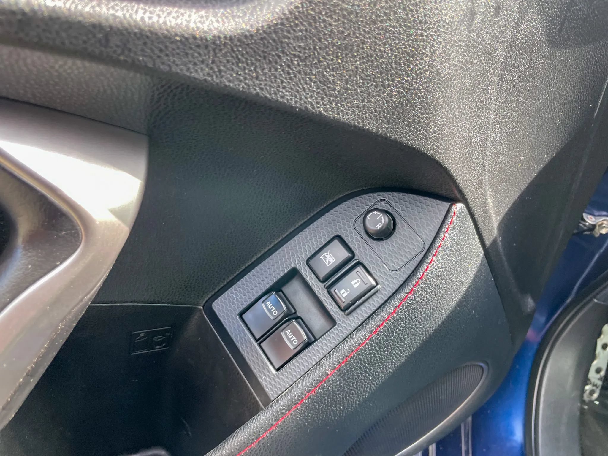 Used 2015 Scion FR-S RWD image 33