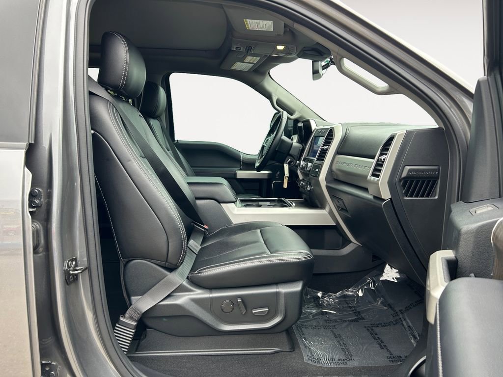 Used 2021 Ford F250 Lariat w/ FX4 Off-Road Package image 11