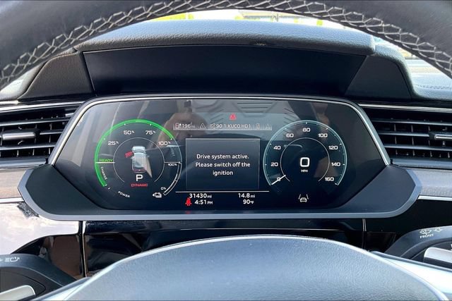 Used 2024 Audi Q8 e-tron Premium AWD/4WD image 22