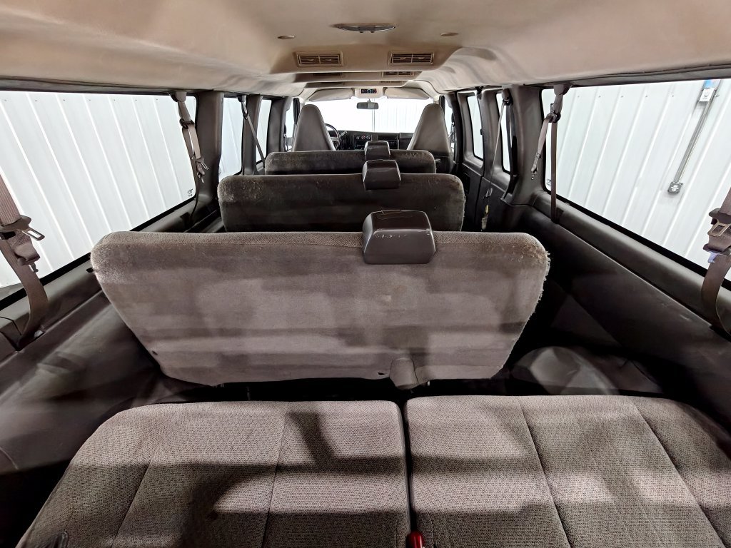 Used 2019 Chevrolet Express 3500 LS RWD image 33
