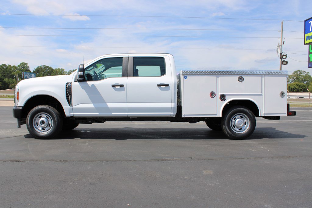 Used 2025 Ford F250 XL image 6