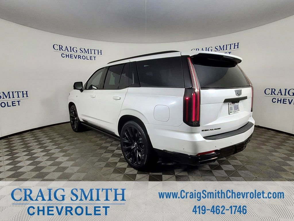 Used 2025 Cadillac Escalade Sport Platinum w/ LPO, ONYX Package image 11