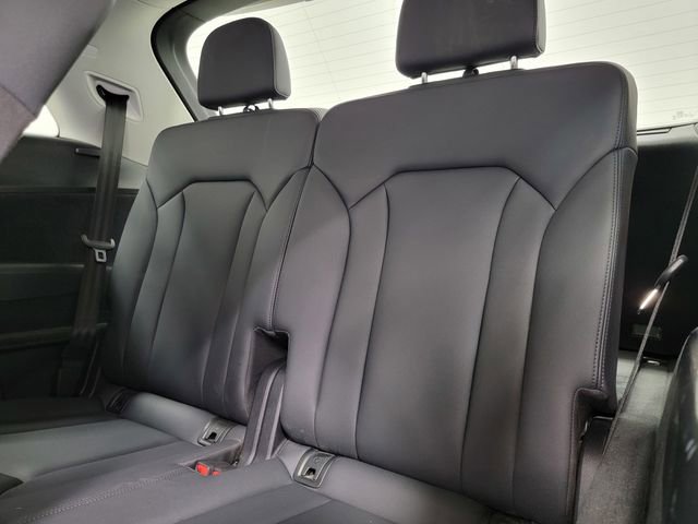 Used 2023 Audi Q7 3.0T Prestige image 18