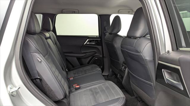 Used 2026 Mitsubishi Outlander SE AWD/4WD image 19