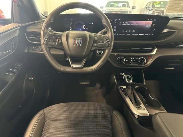 Used 2024 Buick Envista Preferred w/ Convenience II Package image 19