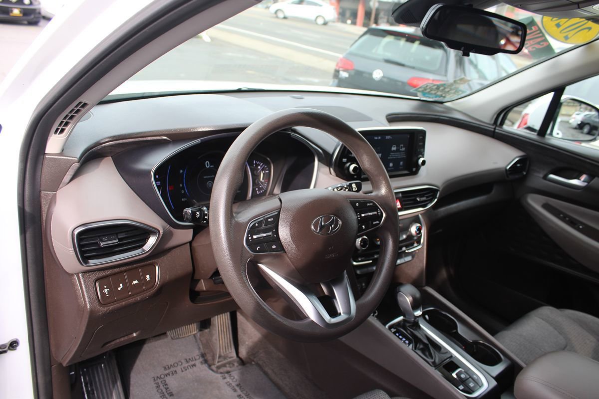Used 2020 Hyundai Santa Fe SEL w/ Cargo Package FWD image 17