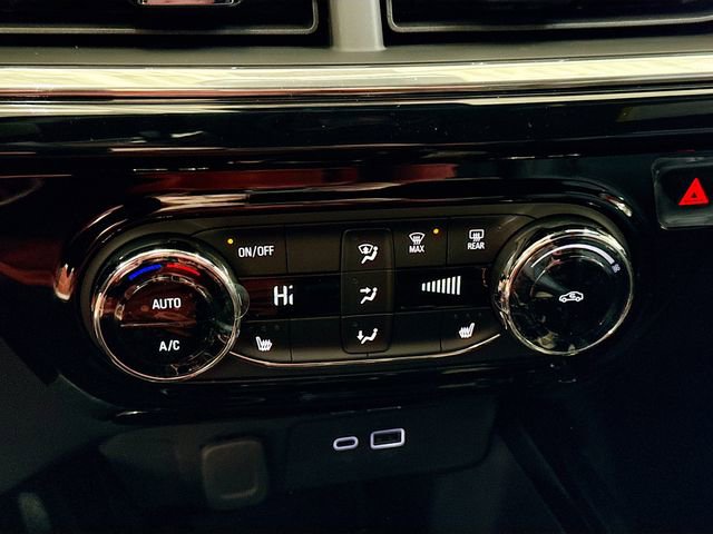 New 2026 Chevrolet Trax RS w/ Driver Confidence Package image 16