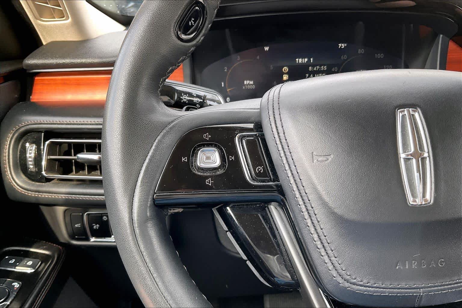 Used 2024 Lincoln Aviator Reserve AWD/4WD image 47