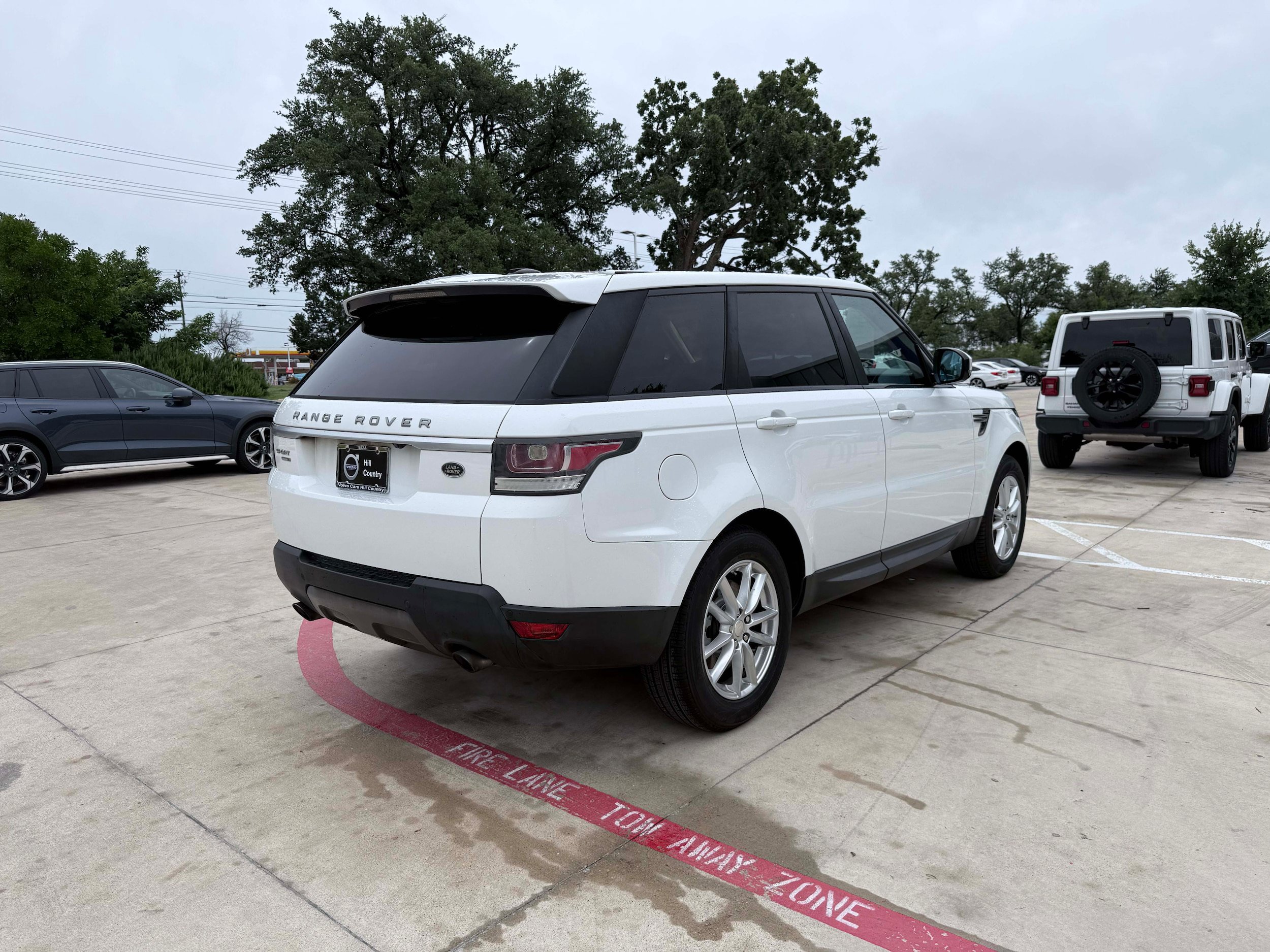 Used 2015 Land Rover Range Rover Sport HSE AWD/4WD image 6