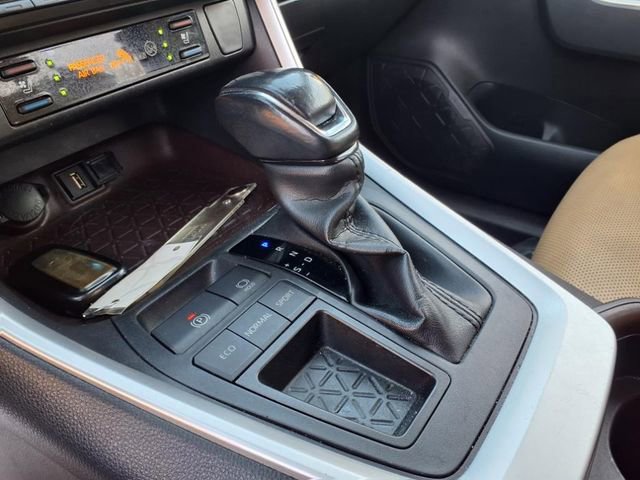 Used 2020 Toyota RAV4 Limited w/ Limited Grade Weather Package image 23