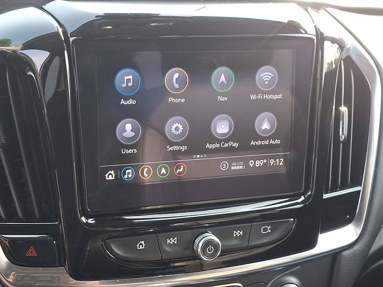 Certified 2021 Chevrolet Traverse RS w/ LPO, Floor Liner Package AWD/4WD image 14