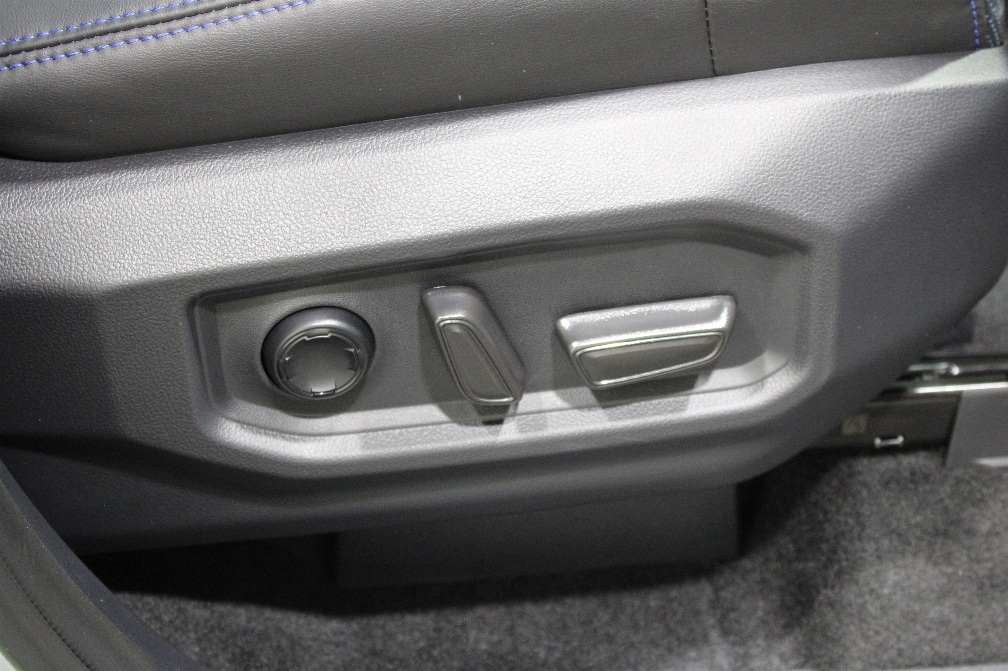 Used 2026 Toyota Sequoia Platinum image 36