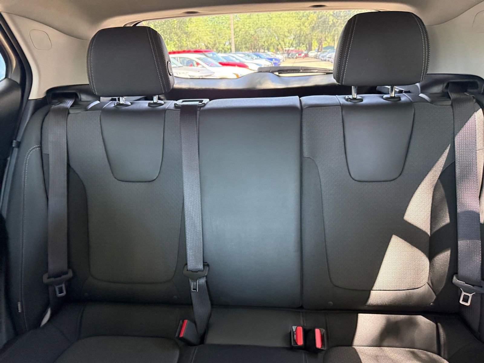 Used 2025 Buick Encore GX Preferred FWD image 35