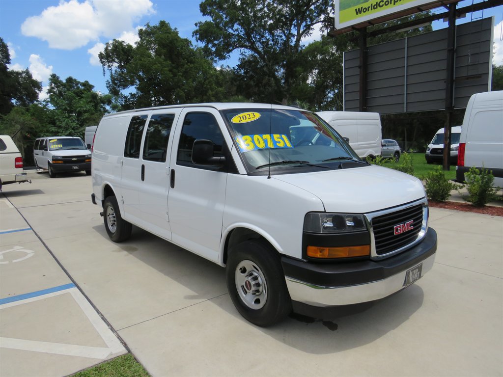 Used 2023 GMC Savana 2500 w/ Driver Convenience Package image 1