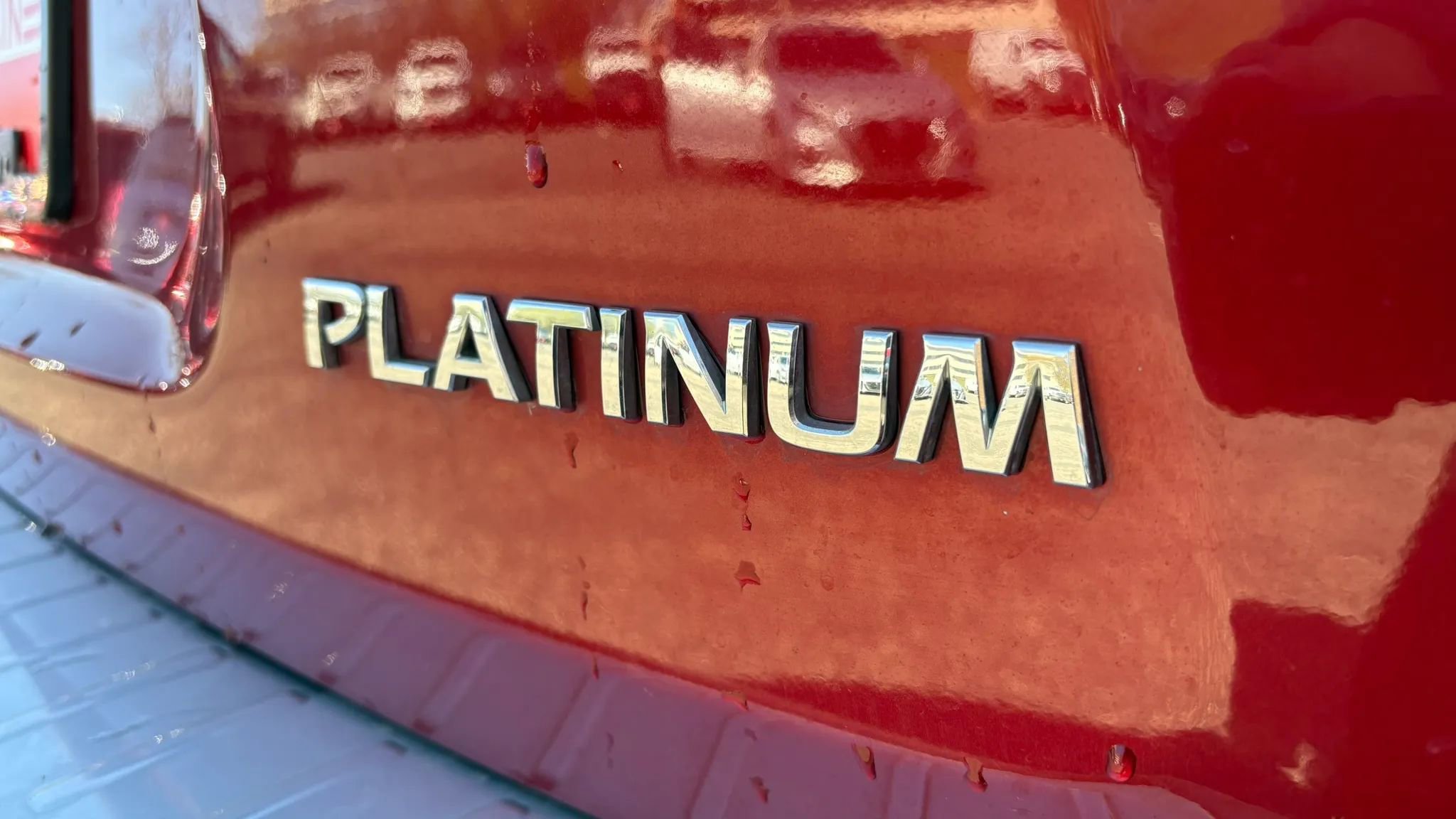 Used 2018 Nissan Pathfinder Platinum FWD image 35