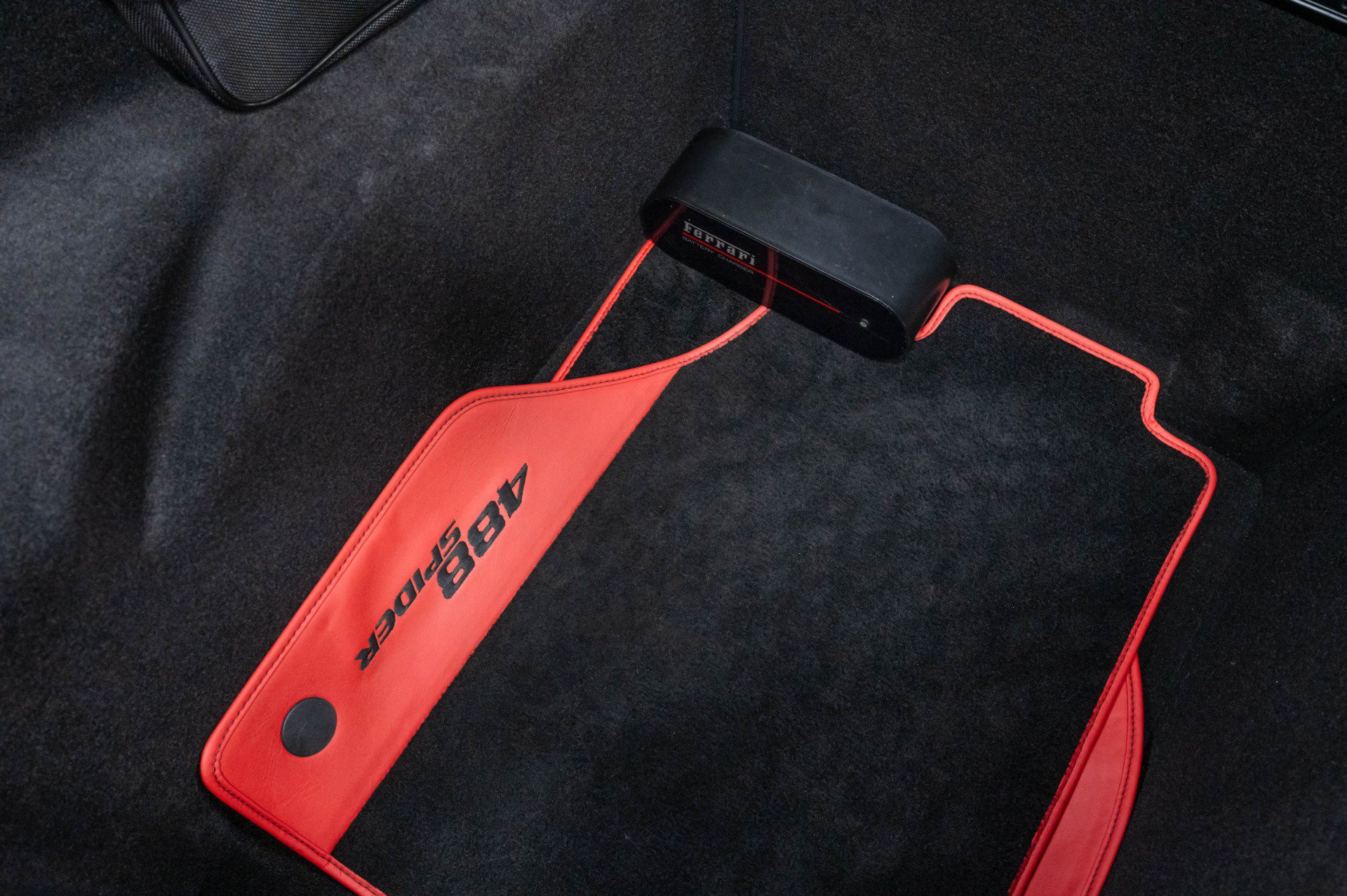 Used 2018 Ferrari 488 Spider RWD image 50