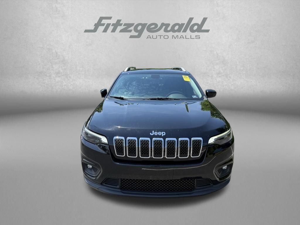 Used 2019 Jeep Cherokee Latitude Plus AWD/4WD image 2