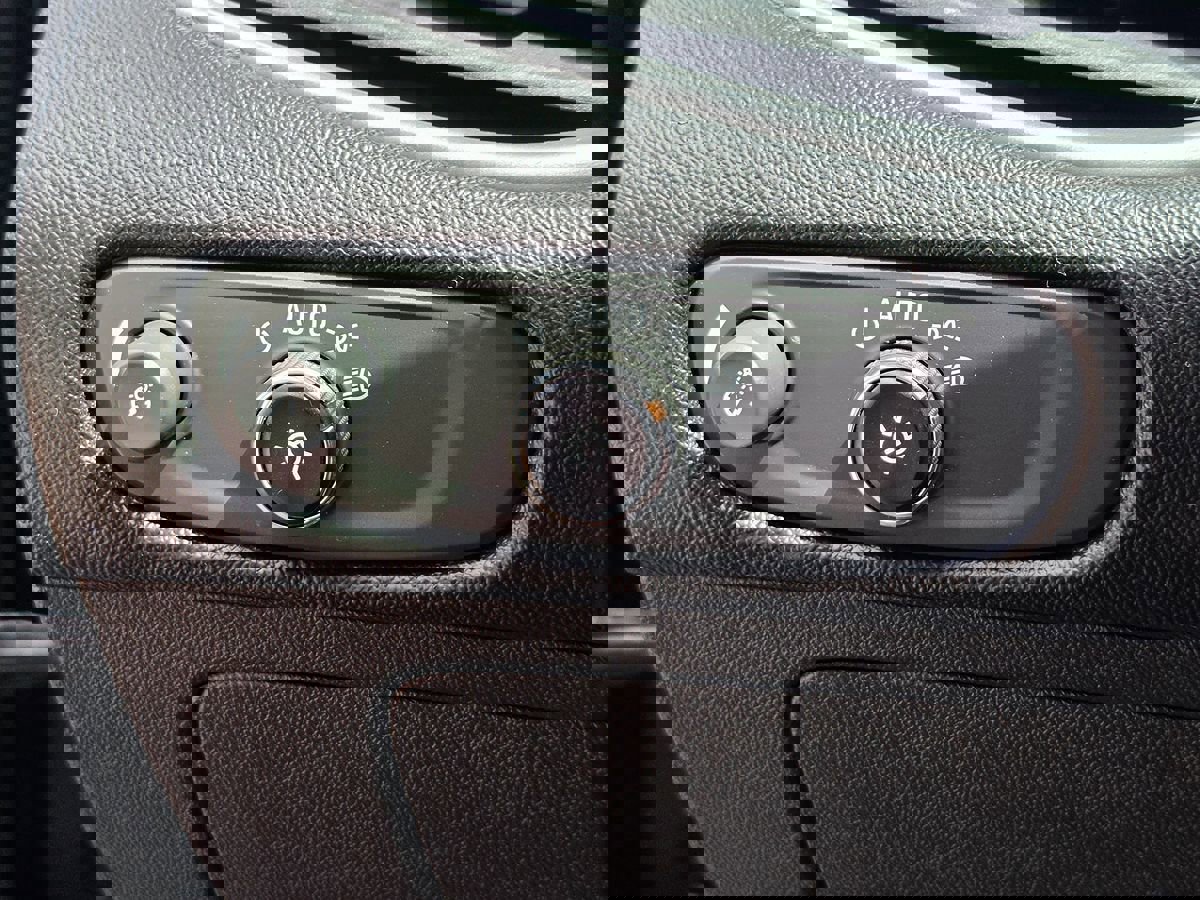 Used 2016 Chevrolet Malibu LS image 44