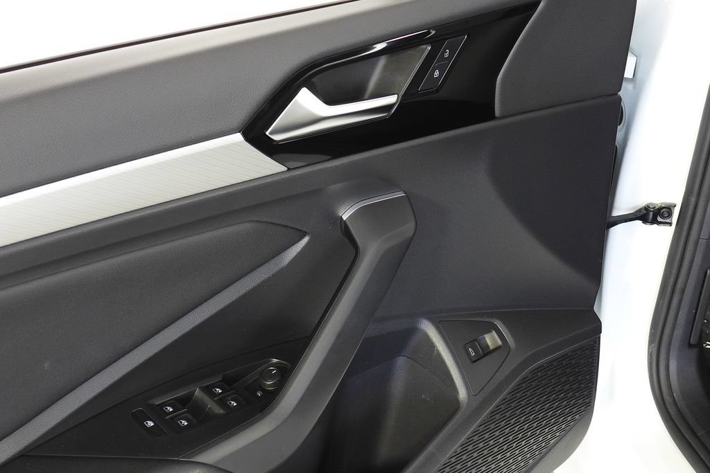 Used 2019 Volkswagen Jetta R-Line FWD image 12