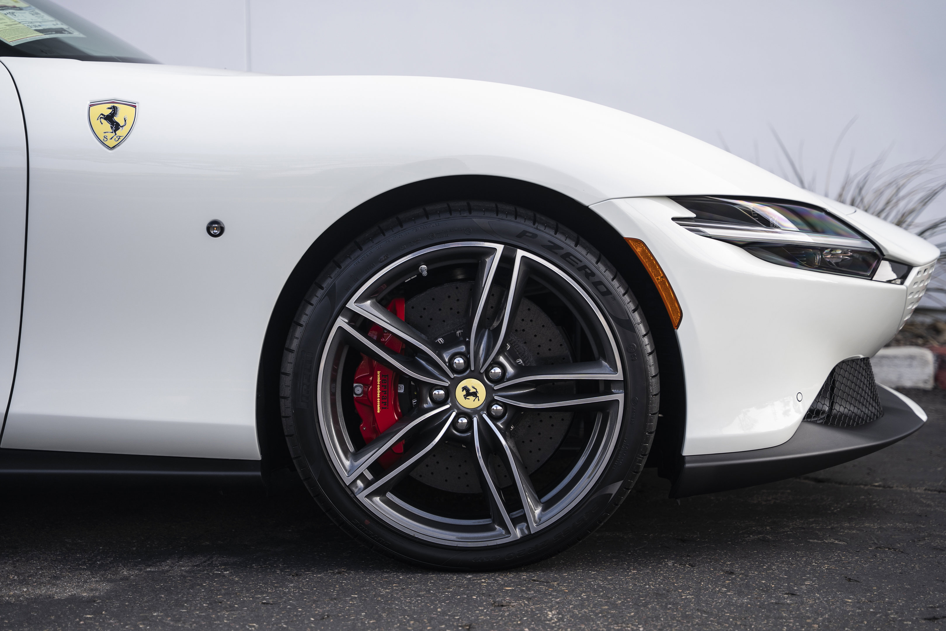 Used 2026 Ferrari Roma Spider RWD image 19