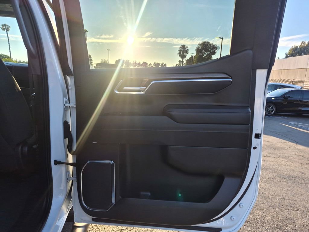 Used 2025 Chevrolet Silverado 1500 LT Trail Boss w/ Protection Package image 23