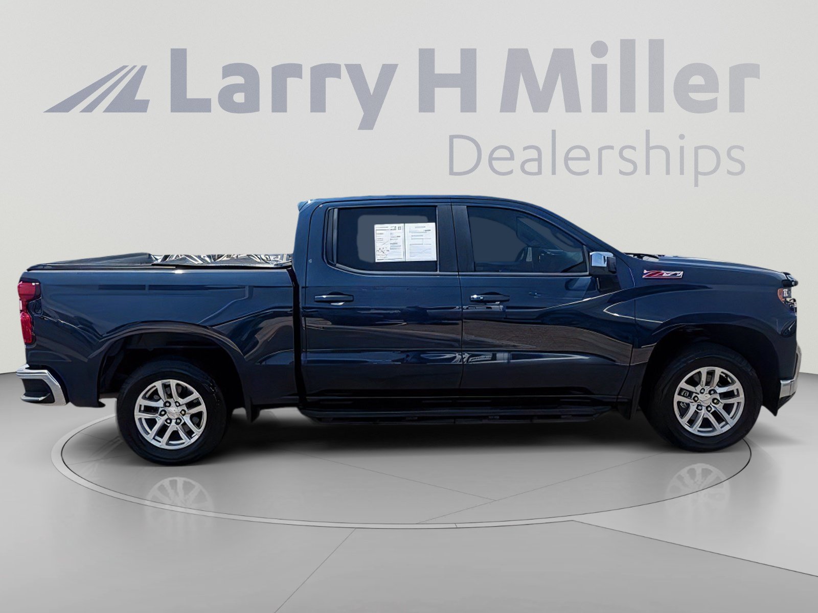 Used 2020 Chevrolet Silverado 1500 LT w/ All-Star Edition AWD/4WD image 6
